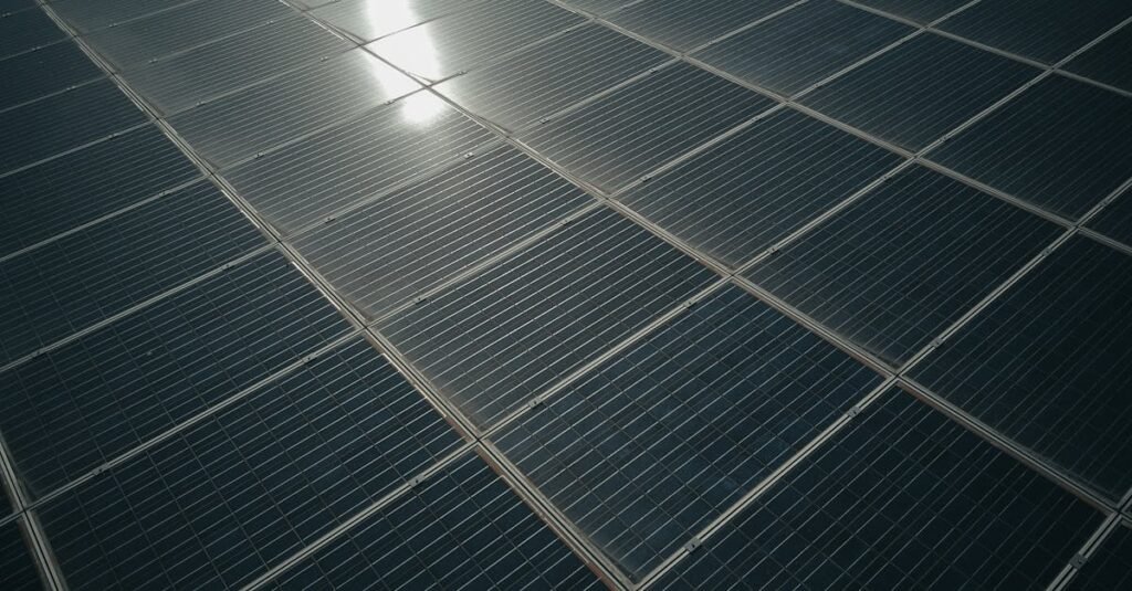 découvrez les panneaux solaires de nouvelle génération, alliant haute efficacité et technologie avancée pour une énergie propre et durable.