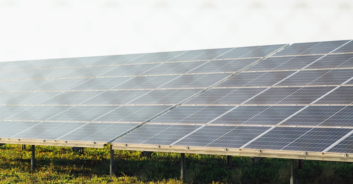 découvrez le cadastre solaire, un outil essentiel pour évaluer le potentiel d'ensoleillement des toits et faciliter l'installation de panneaux photovoltaïques.