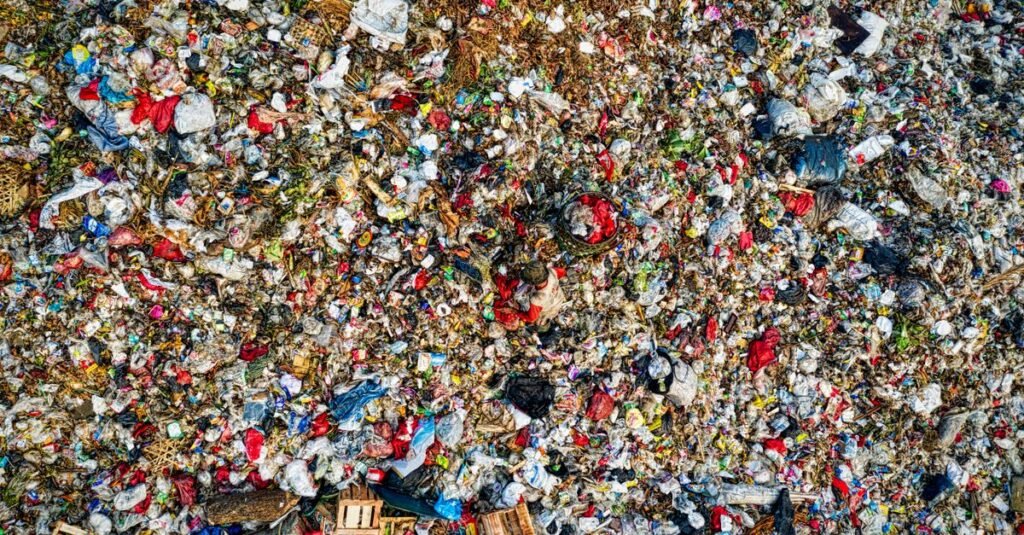 découvrez ce qu'est l'empreinte écologique, son impact sur l'environnement et comment réduire votre consommation de ressources naturelles pour un mode de vie plus durable.