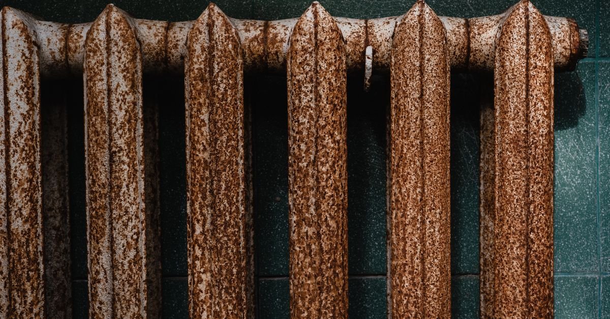découvrez notre chauffe-eau thermodynamique, une solution écologique et économique pour produire de l'eau chaude sanitaire en utilisant l'énergie de l'air ambiant.