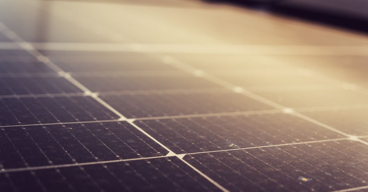 découvrez nos panneaux solaires performants et écologiques pour une énergie propre et renouvelable à domicile ou en entreprise.